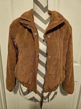 26 International 🤎 Corduroy Puffer Jacket in Brown